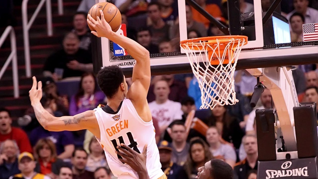 Green, Suns race past NBA-leading Pacers